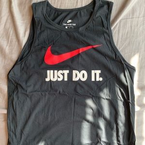 Nike men’s tank top shirt